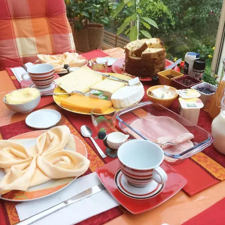 Plein Confort Bed & Breakfast 3*